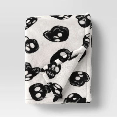 Image for Skulls Plush Throw Blanket -
